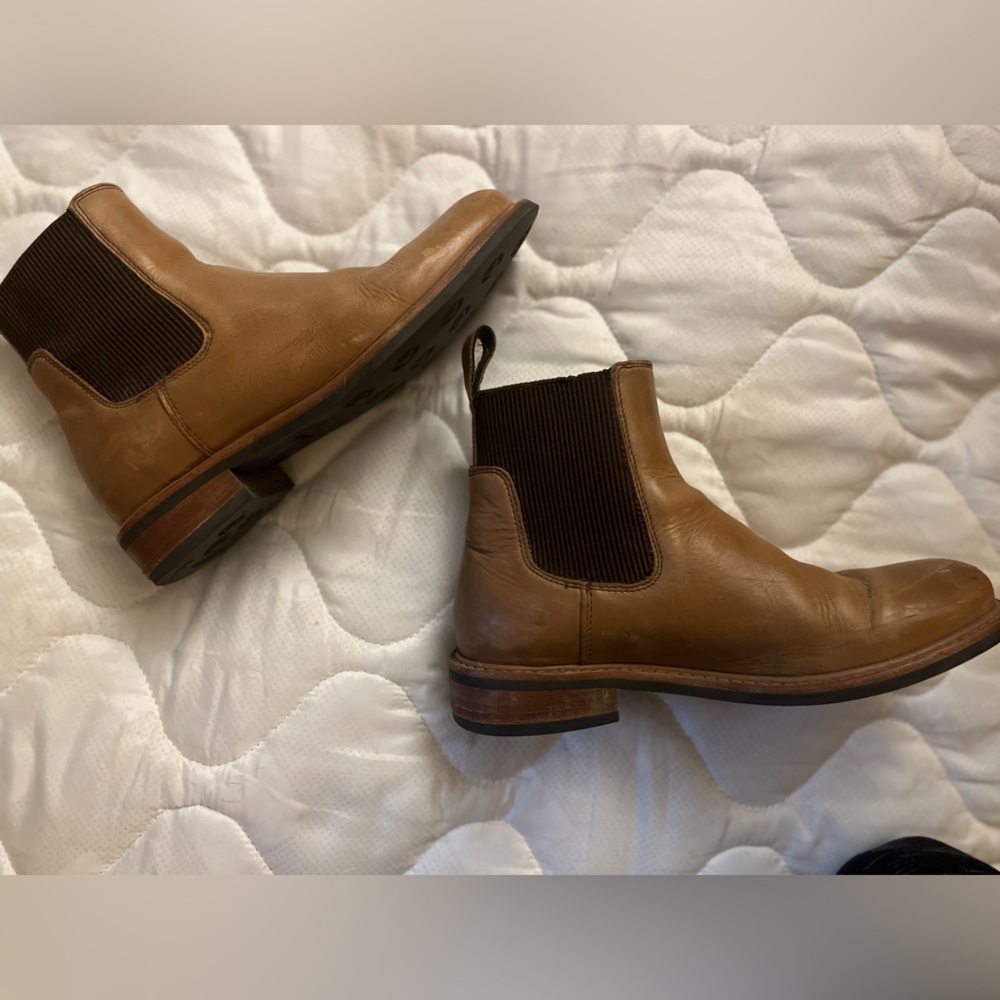 Nisolo Carmen Chelsea Boots 1.0 in Almond